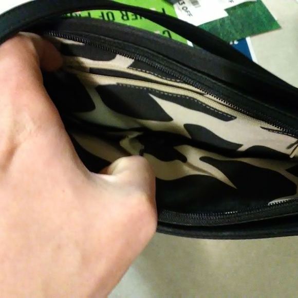 MAKE OFFER EAGER TO SELL KATE SPADE PURSE - Picture 3 of 5
